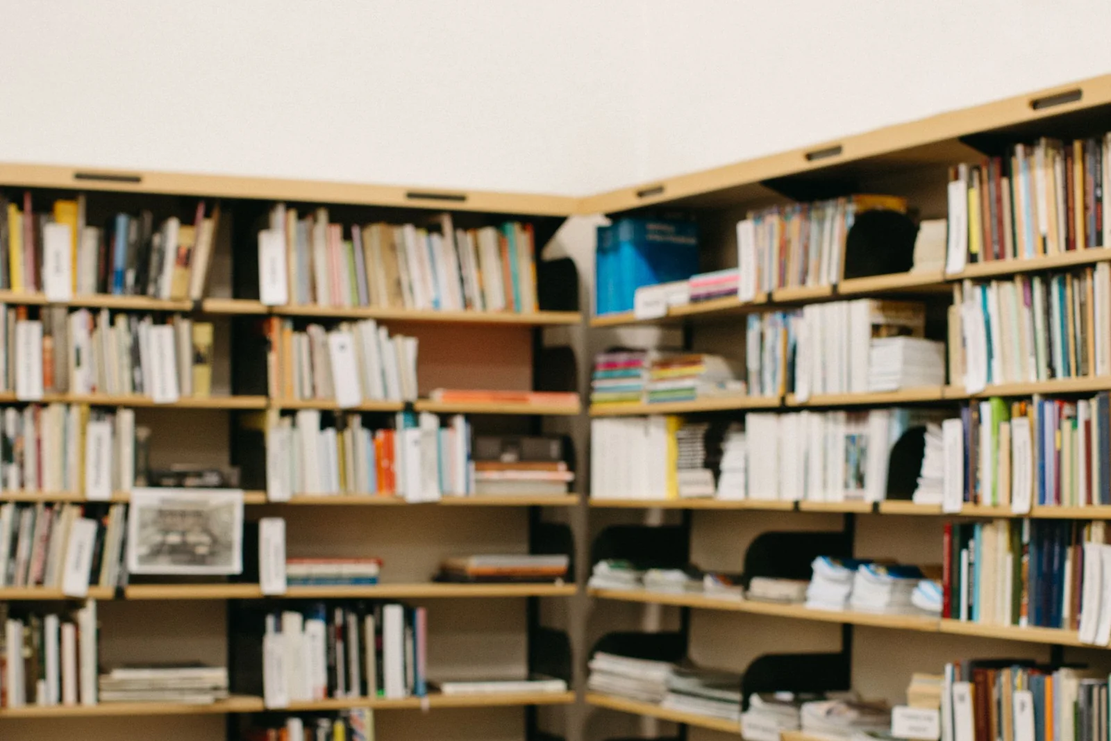 Books and working materials arranged for applied professional study.