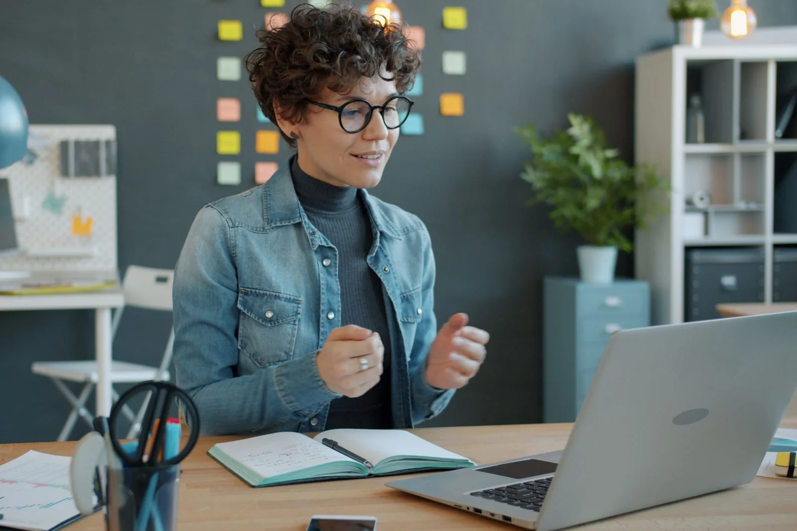 Cross-border team professional working in a modern office.